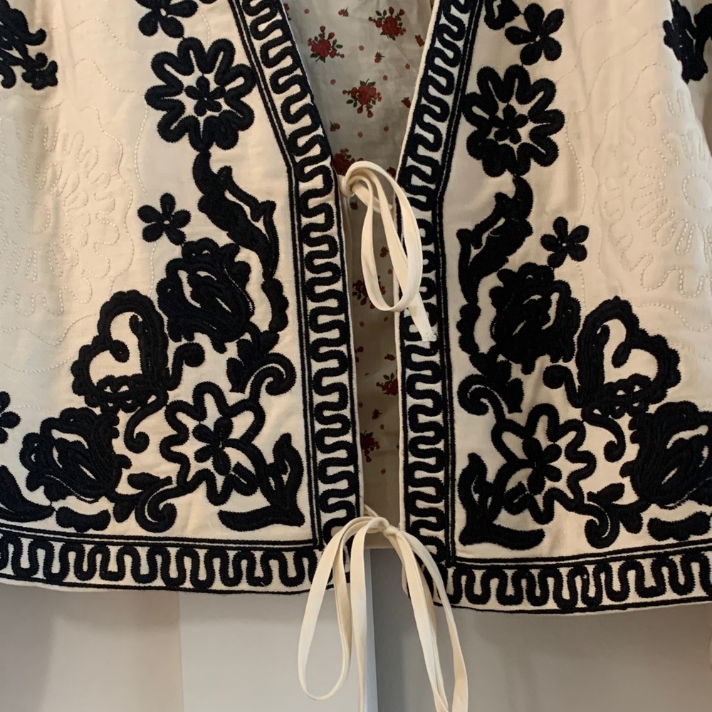 FREE PEOPLE Bali Mabel Embroidered Cropped Jacket - LIKE NEW - Size M - Picture 7 of 15